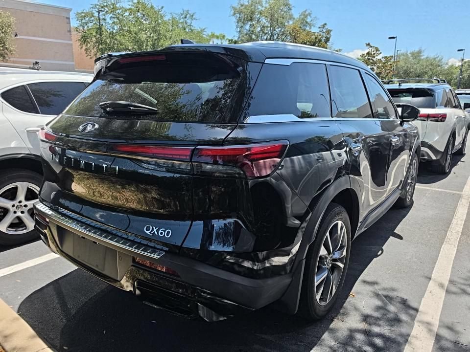 Certified 2023 INFINITI QX60 Luxe w/ Cargo Package FWD image 2