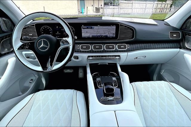 New 2026 Mercedes-Benz Maybach GLS 600 4MATIC image 4