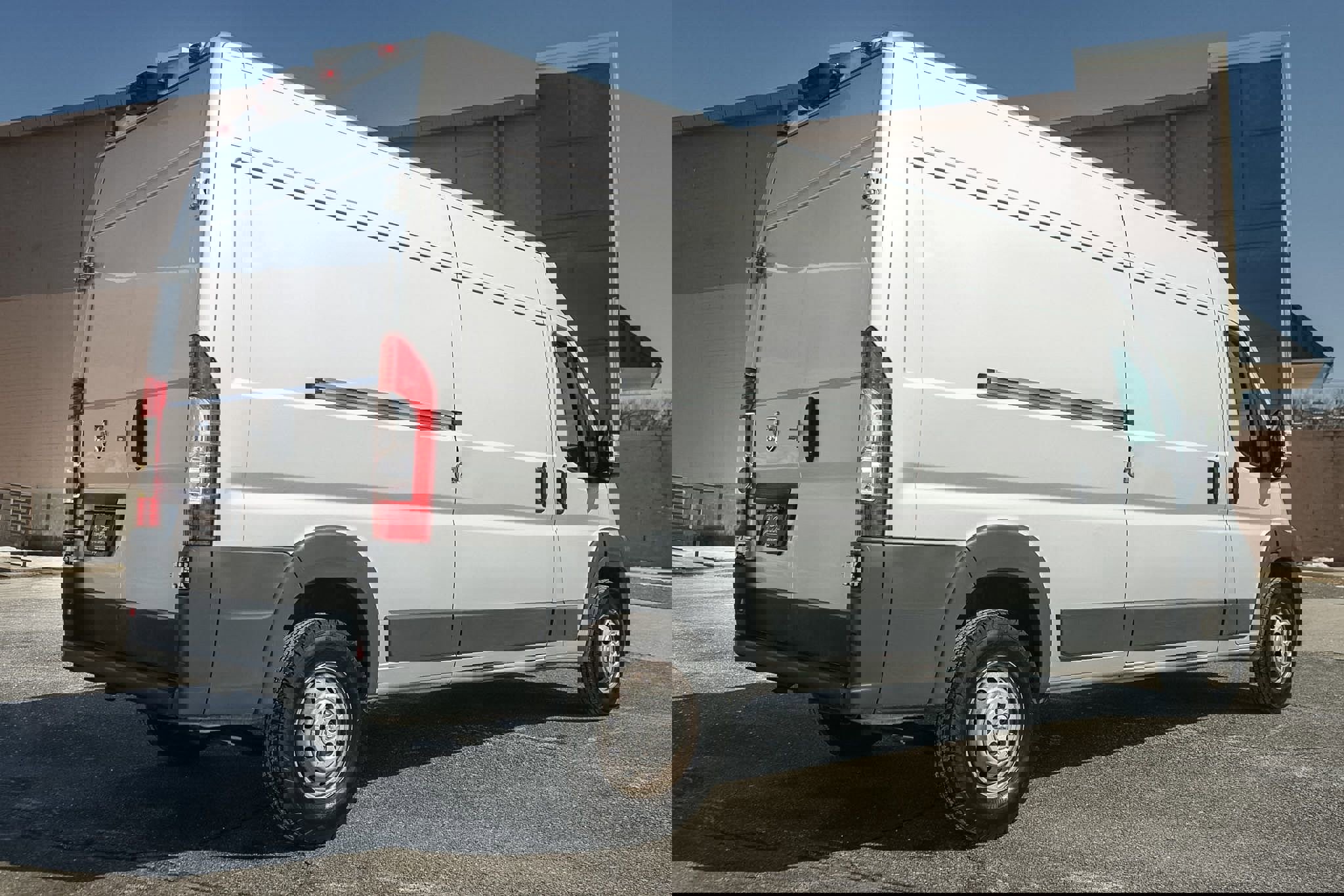 Used 2017 RAM ProMaster 3500 image 4