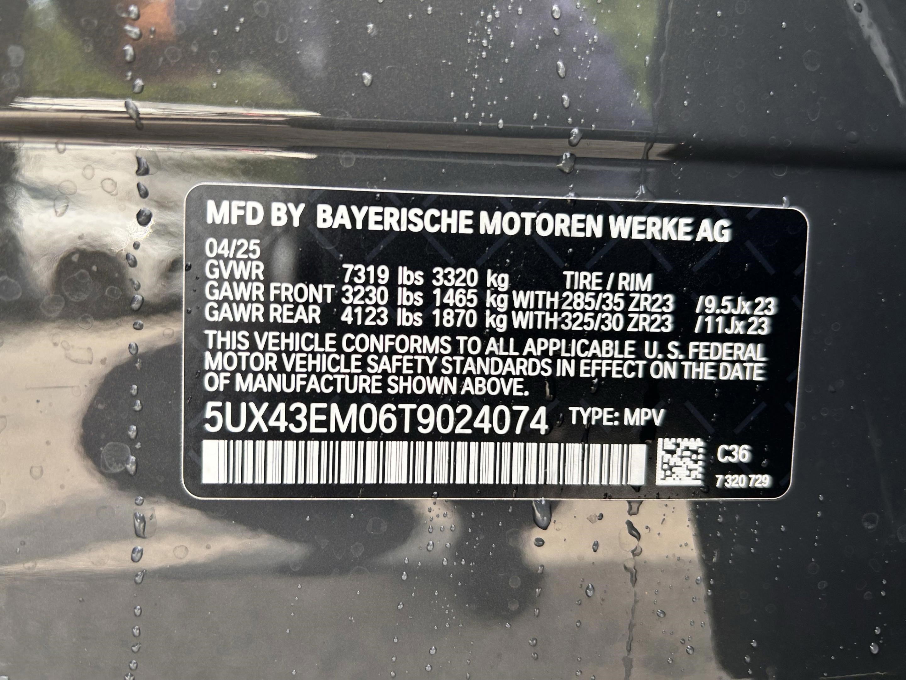 Used 2026 BMW ALPINA XB7 image 36