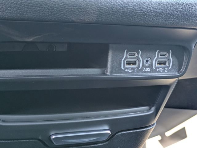 New 2025 Chrysler Pacifica Select image 26