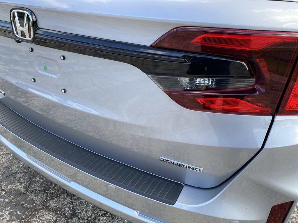 New 2026 Honda Odyssey Touring image 39
