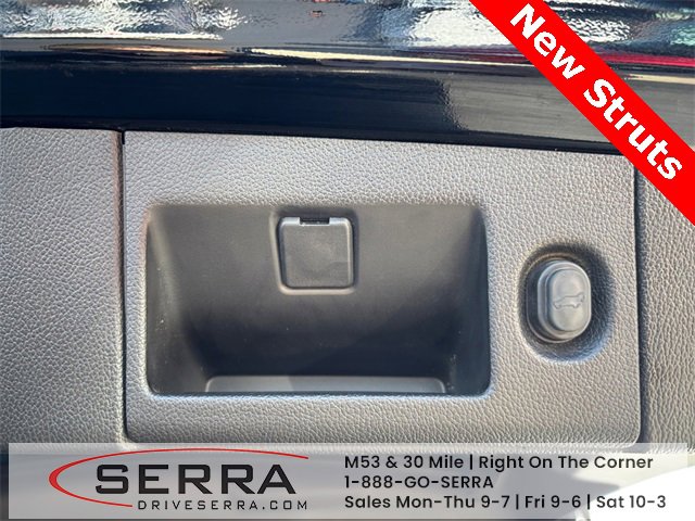 Used 2019 Cadillac Escalade Luxury image 19