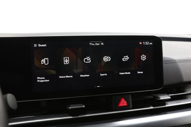 Used 2025 Kia Carnival FWD image 27