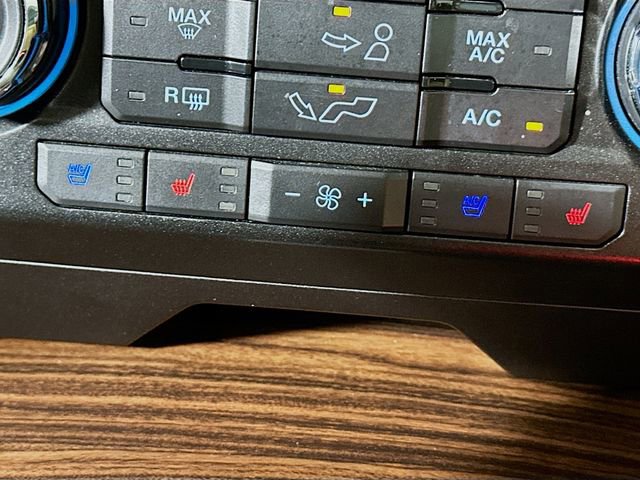 Used 2015 Ford F150 Lariat w/ Equipment Group 501A Mid image 22