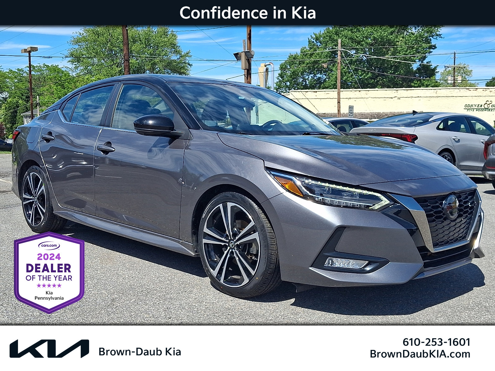 Used 2023 Nissan Sentra SR w/ SR Premium Package FWD image 1