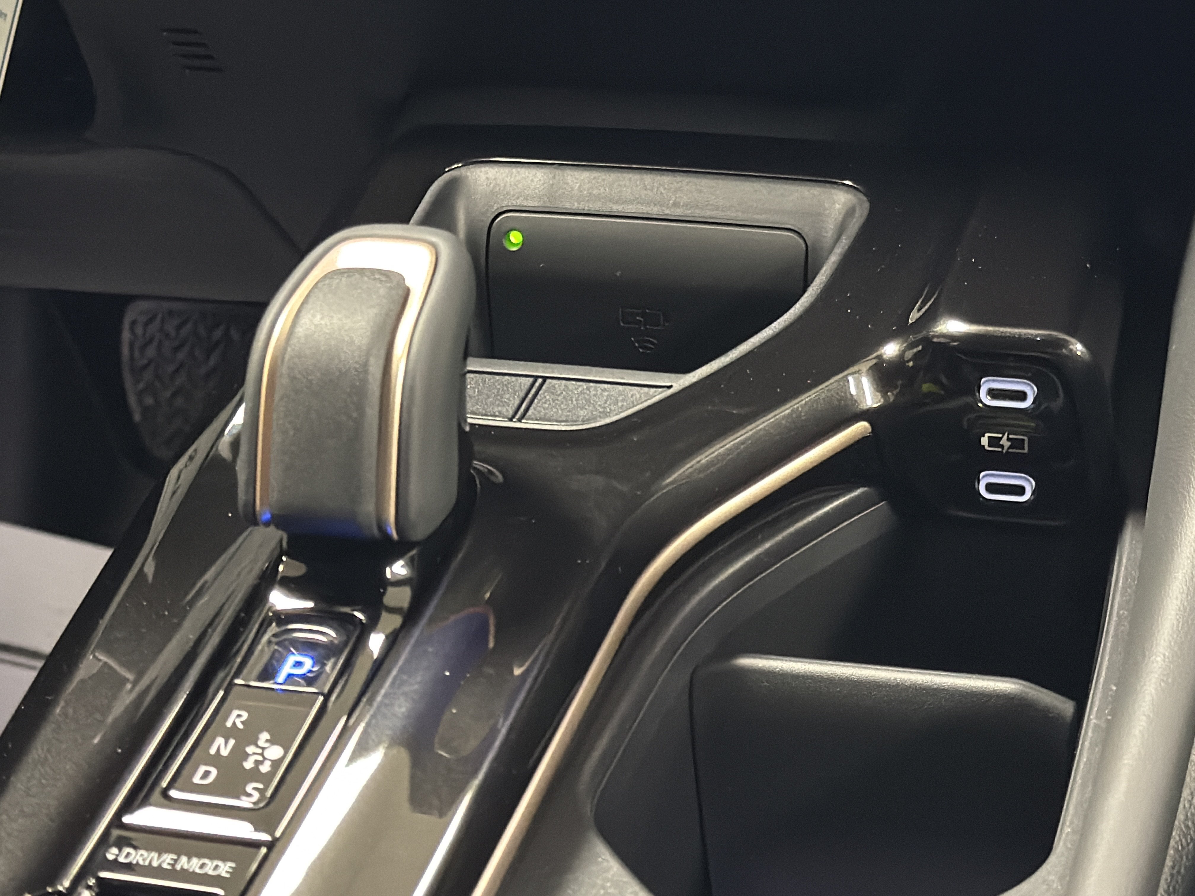 New 2025 Toyota Crown Signia AWD/4WD image 18