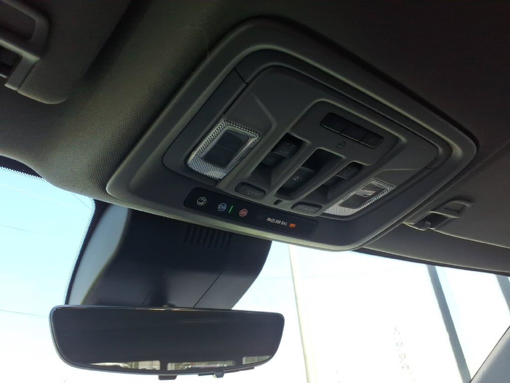 Used 2024 GMC Sierra 1500 Denali AWD/4WD image 30