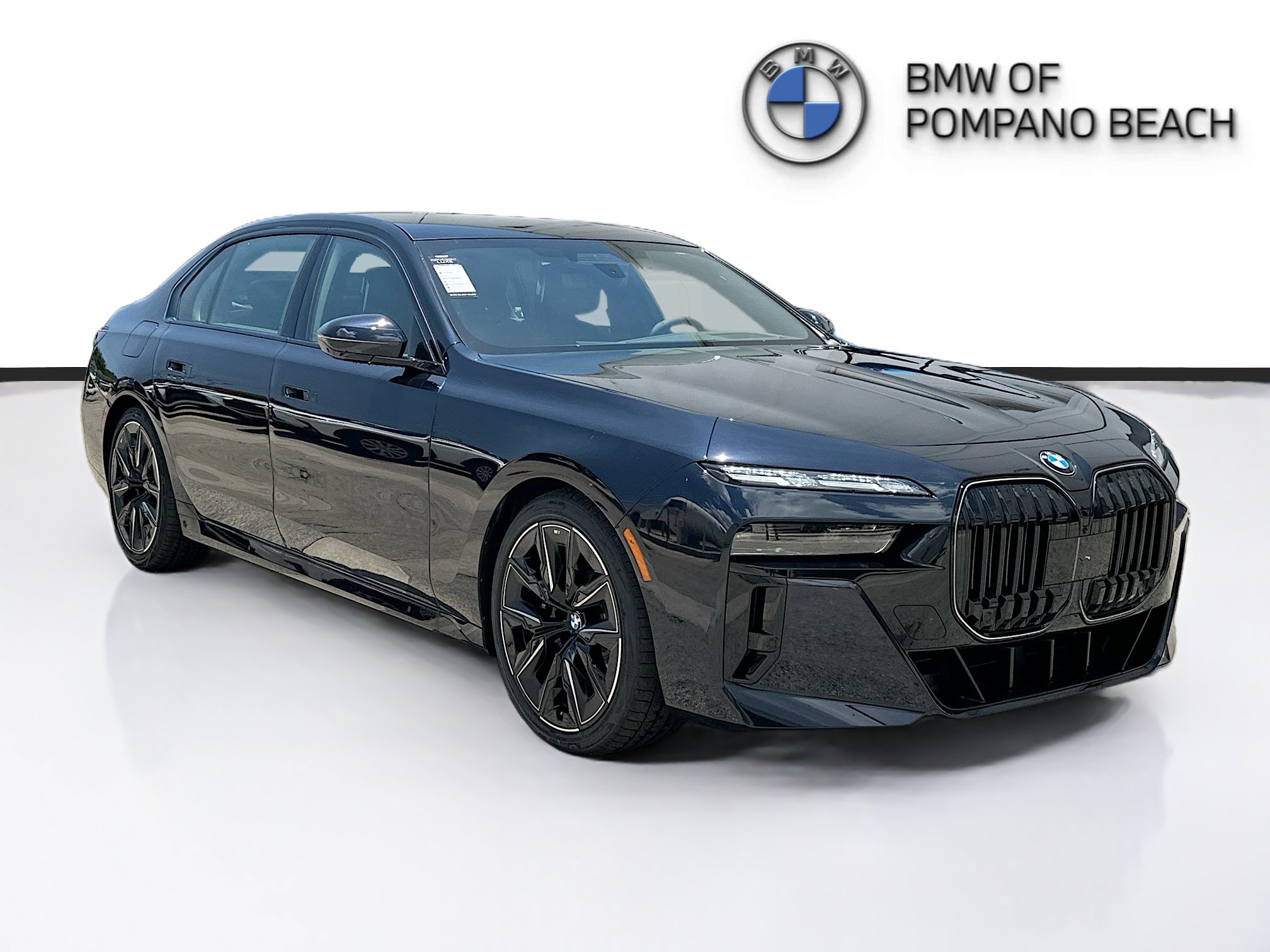New 2026 BMW 760i xDrive w/ Executive Package AWD/4WD image 1