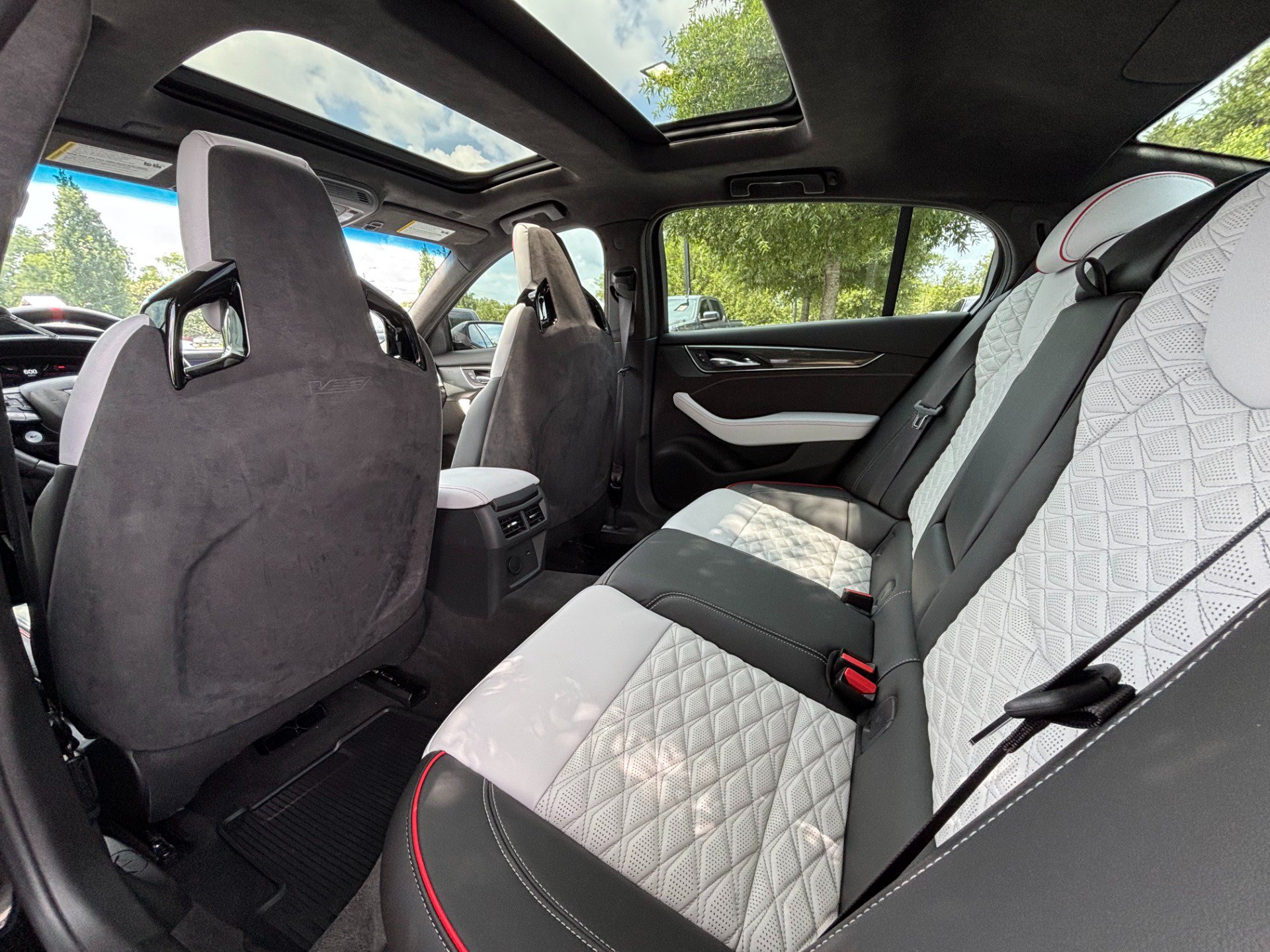 Used 2022 Cadillac CT5 V Blackwing RWD image 29