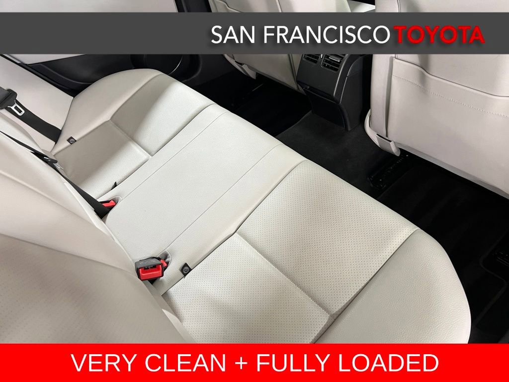 Used 2013 Mercedes-Benz C 250 Sedan image 17