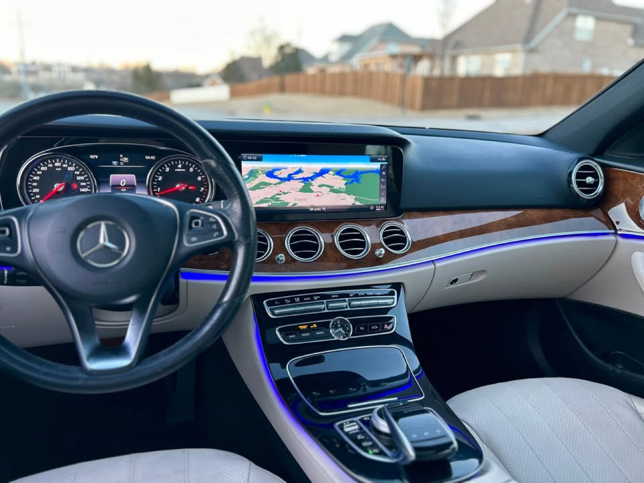 Used 2017 Mercedes-Benz E 300 image 13
