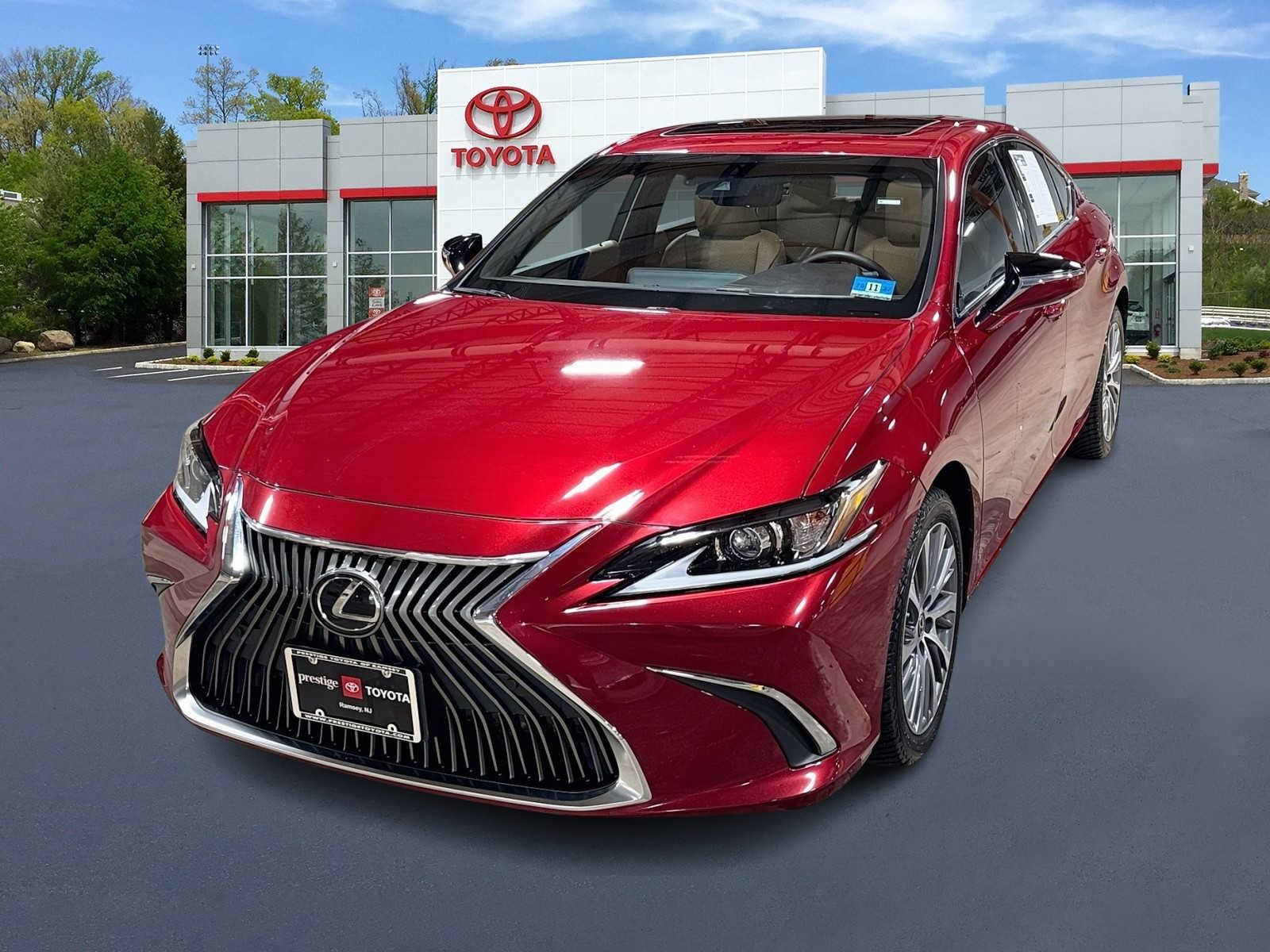 Used 2021 Lexus ES 250 w/ Premium Package AWD/4WD image 1
