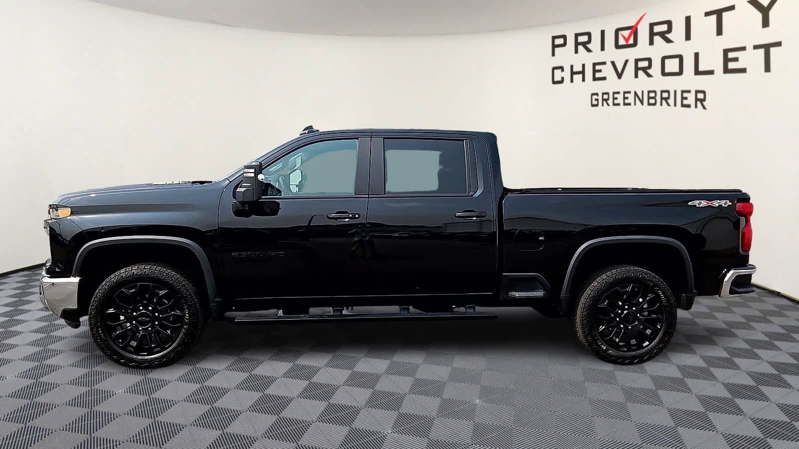 Used 2024 Chevrolet Silverado 2500 LT w/ All Star Edition AWD/4WD image 5