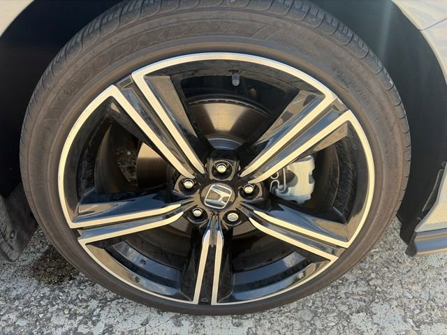 Used 2025 Honda Accord Sport image 8