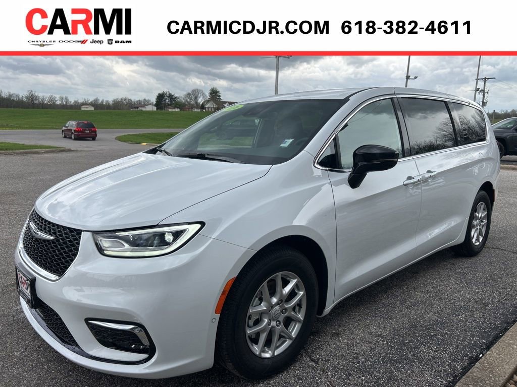 New 2026 Chrysler Pacifica Select image 32