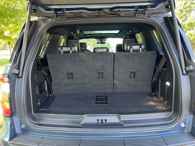 Used 2018 Ford Expedition Limited w/ Equipment Group 302A AWD/4WD image 43
