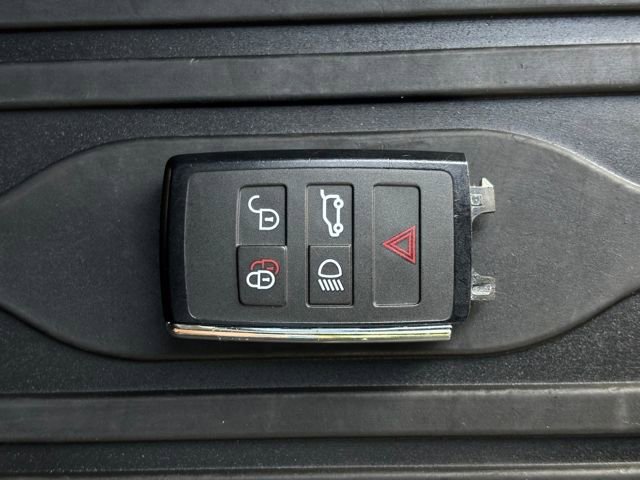 Used 2021 Land Rover Range Rover Evoque S image 25