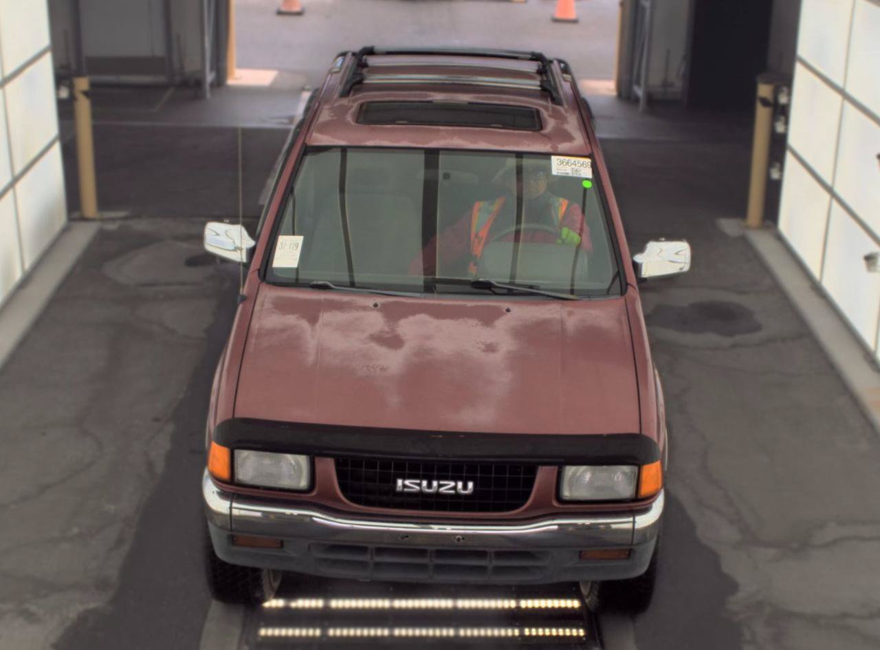 Used 1994 Isuzu Rodeo LS RWD image 2