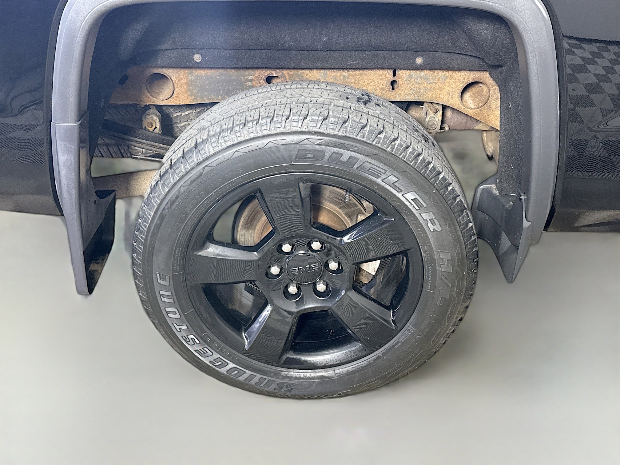 Used 2017 GMC Sierra 1500 SLE w/ SLE Value Package image 32