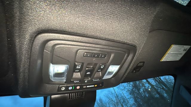 Used 2024 Chevrolet Silverado 2500 High Country w/ High Country Premium Package image 27