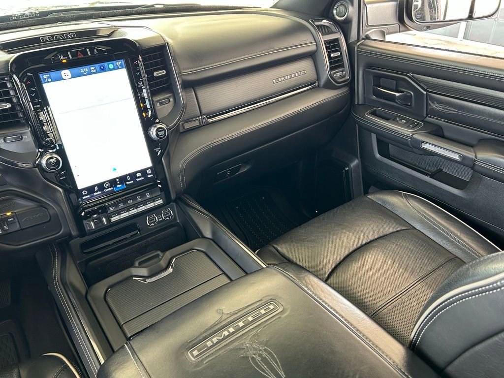 Used 2022 RAM 3500 Limited image 11