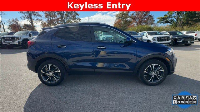 Used 2023 Buick Encore GX Select image 11