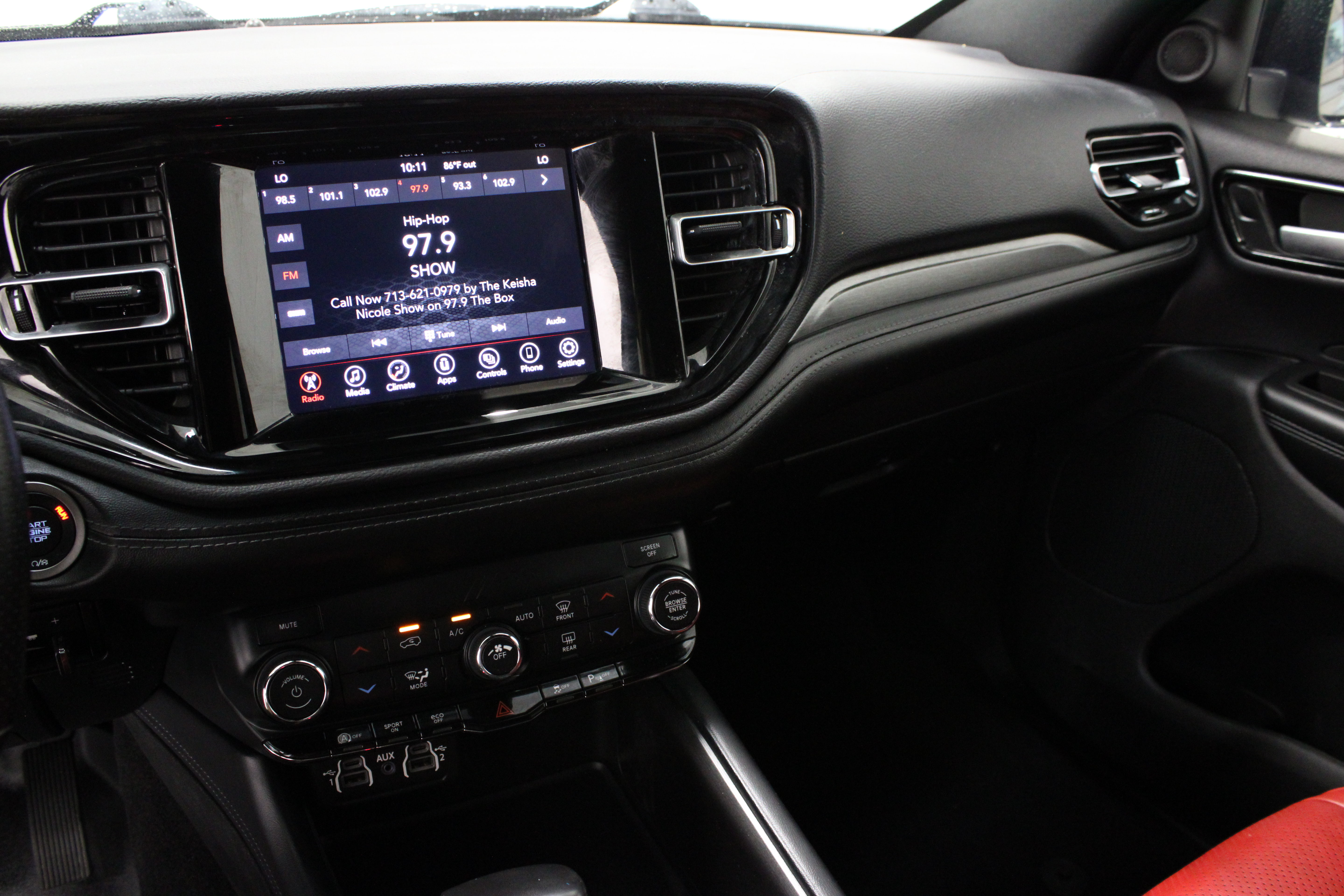 Used 2023 Dodge Durango SXT Launch Edition RWD image 16