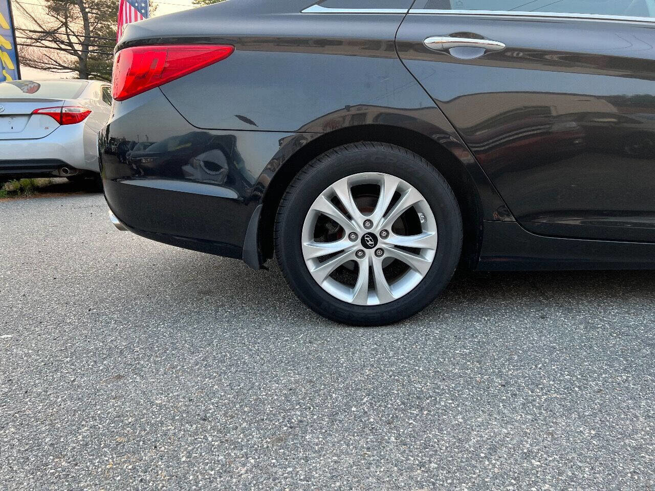 Used 2011 Hyundai Sonata Limited w/ Navigation Pkg 5 image 29