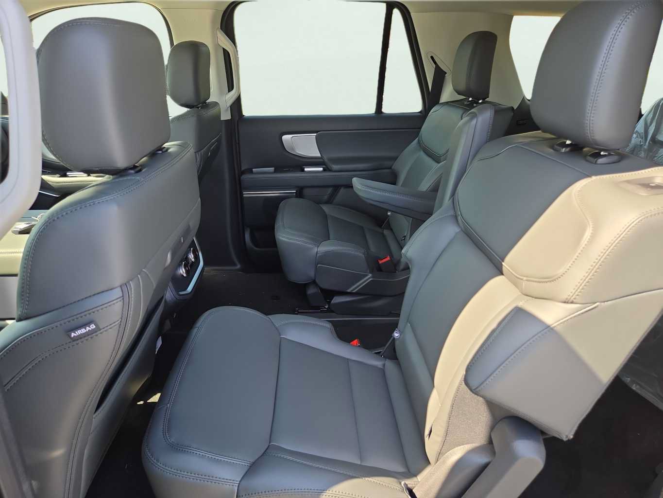 New 2027 Ford Expedition Max Active RWD image 23