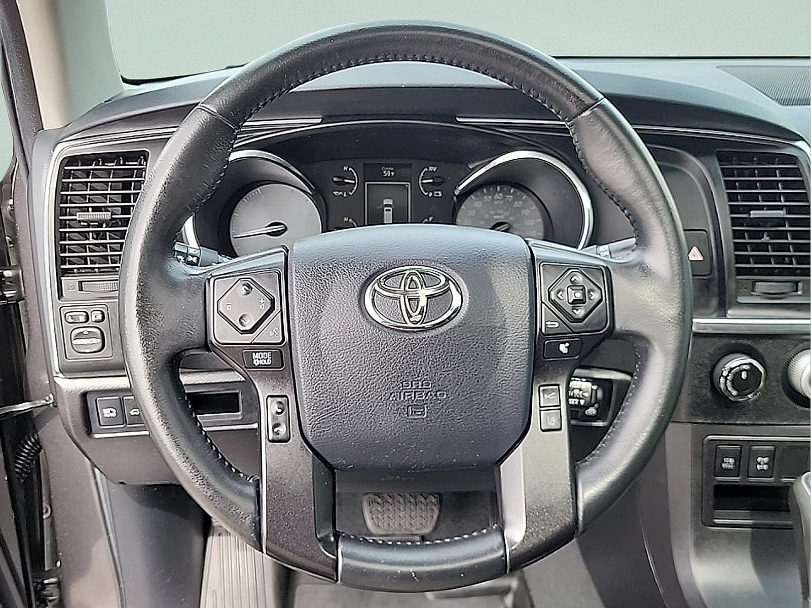 Used 2020 Toyota Sequoia TRD Pro AWD/4WD image 19