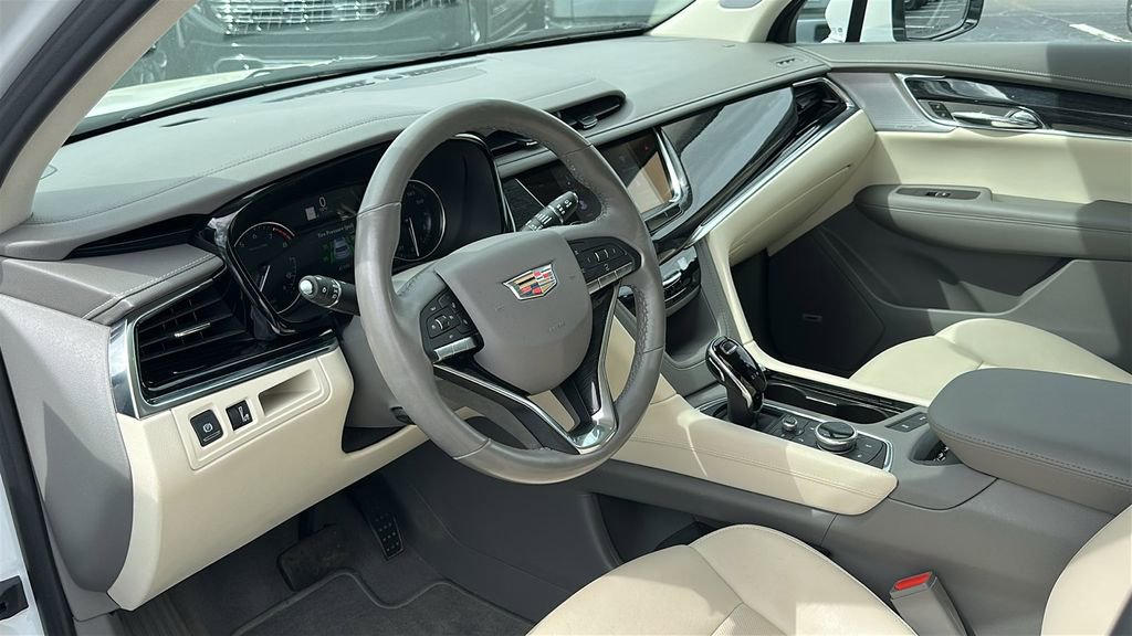 Certified 2022 Cadillac XT6 Premium Luxury image 17