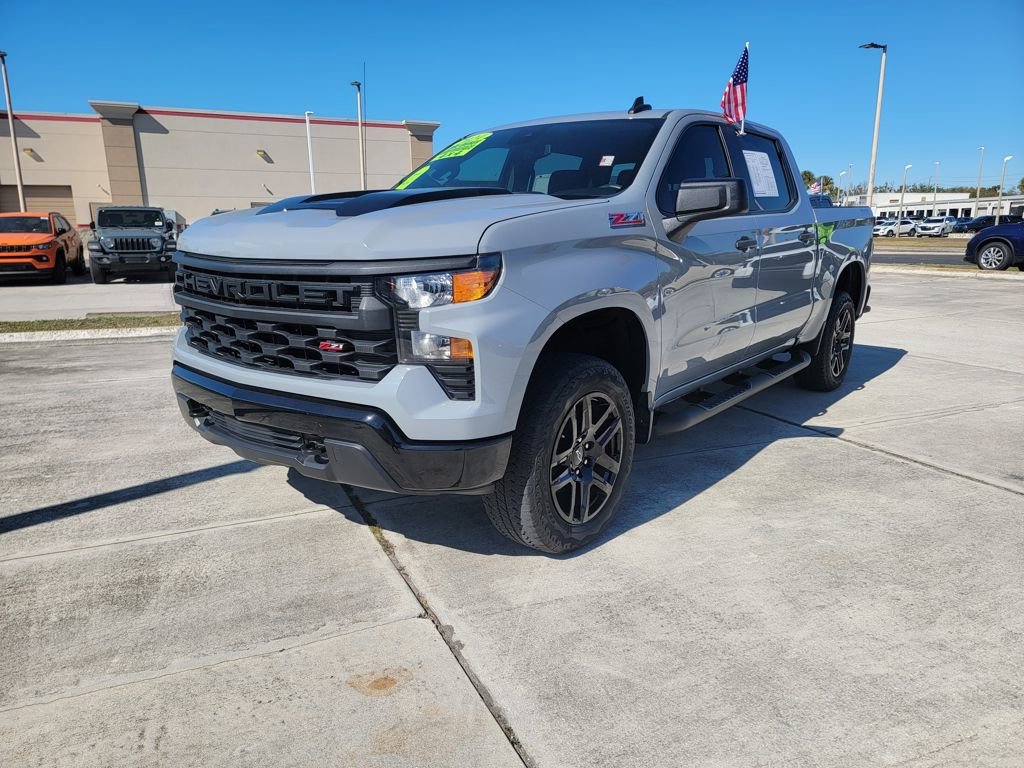Used 2024 Chevrolet Silverado 1500 Custom Trail Boss w/ Turbomax Blackout Package image 1