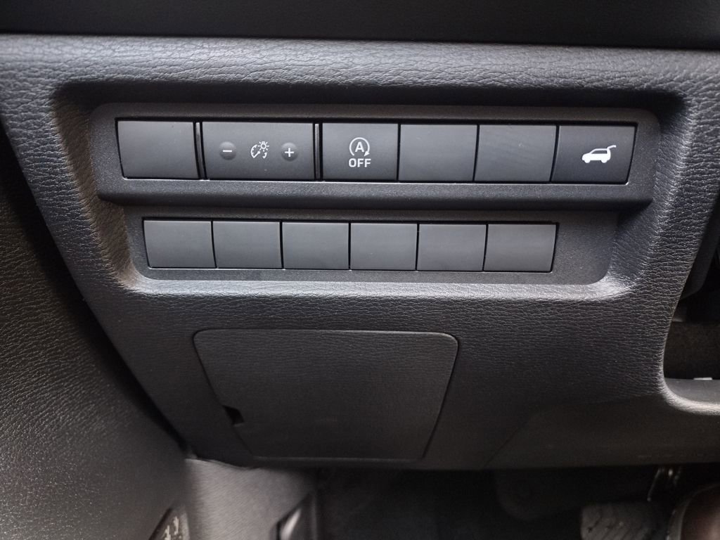 New 2026 Mitsubishi Outlander SE image 22