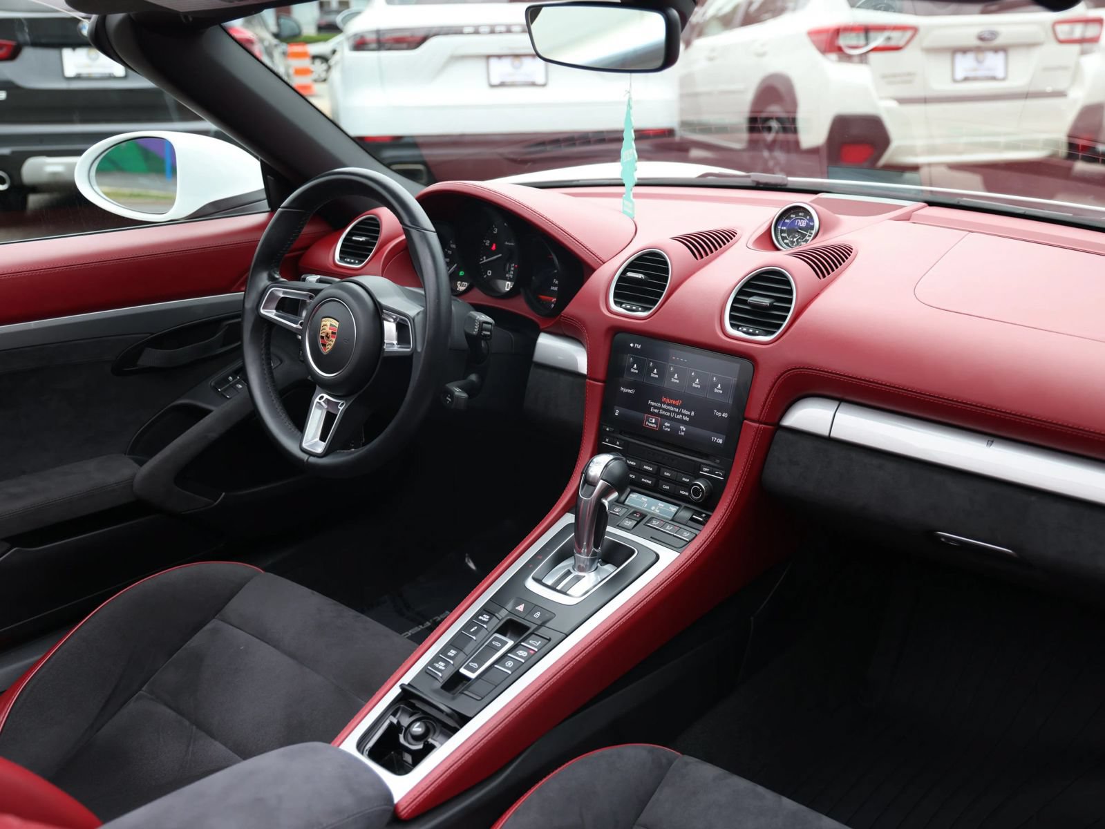 Used 2021 Porsche 718 Boxster Spyder RWD image 23