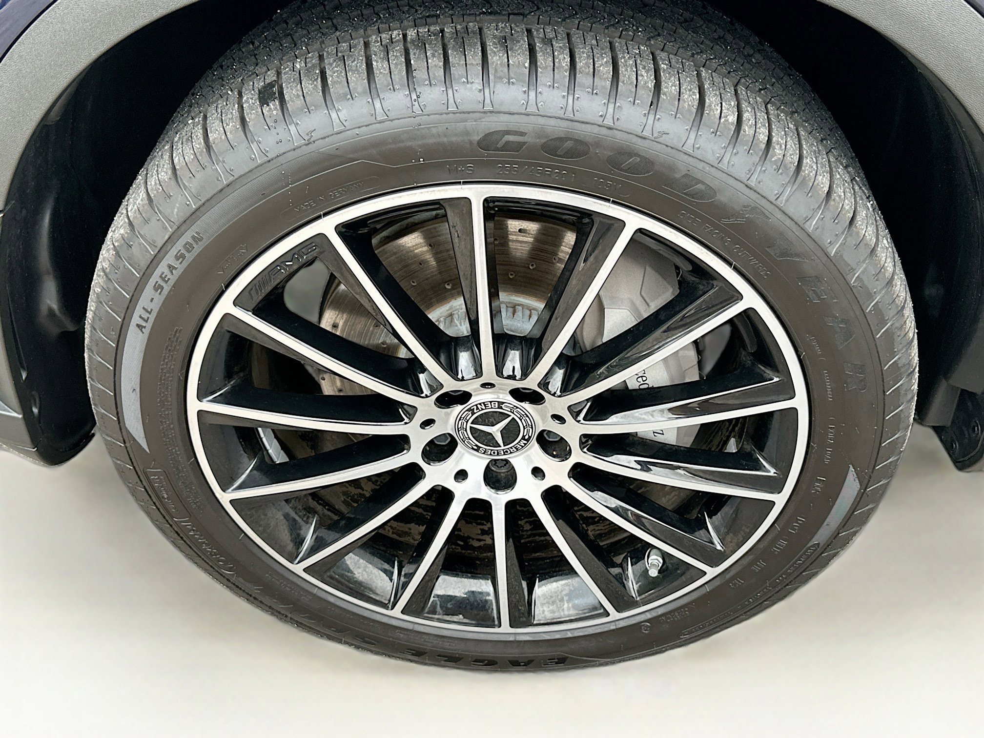 Used 2023 Mercedes-Benz GLC 300 4MATIC Coupe image 34