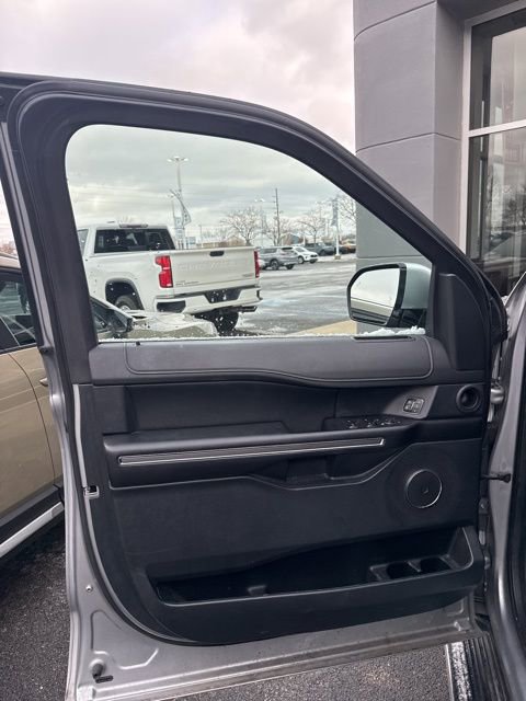 Used 2020 Ford Expedition Max XLT w/ Equipment Group 202A image 17