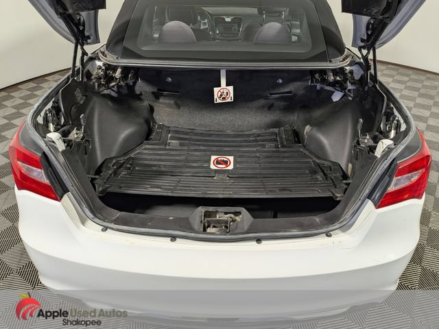 Used 2012 Chrysler 200 Touring FWD image 8