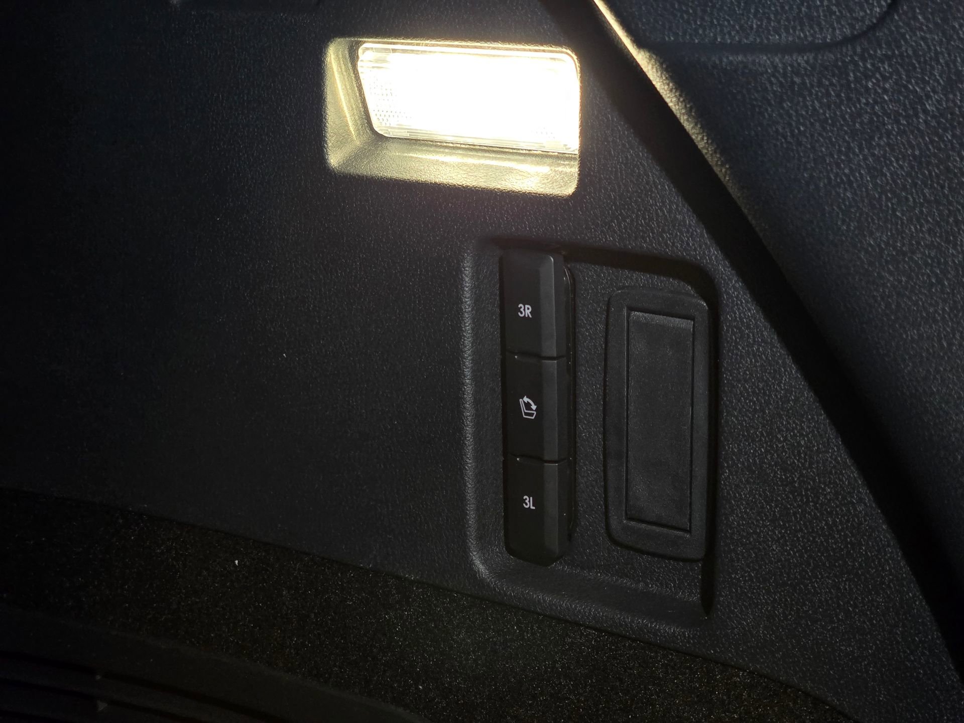 New 2026 Lincoln Aviator Black Label w/ Jet Appearance Package image 11