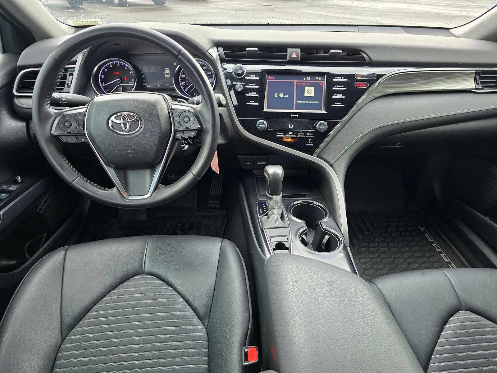 Used 2020 Toyota Camry SE image 19