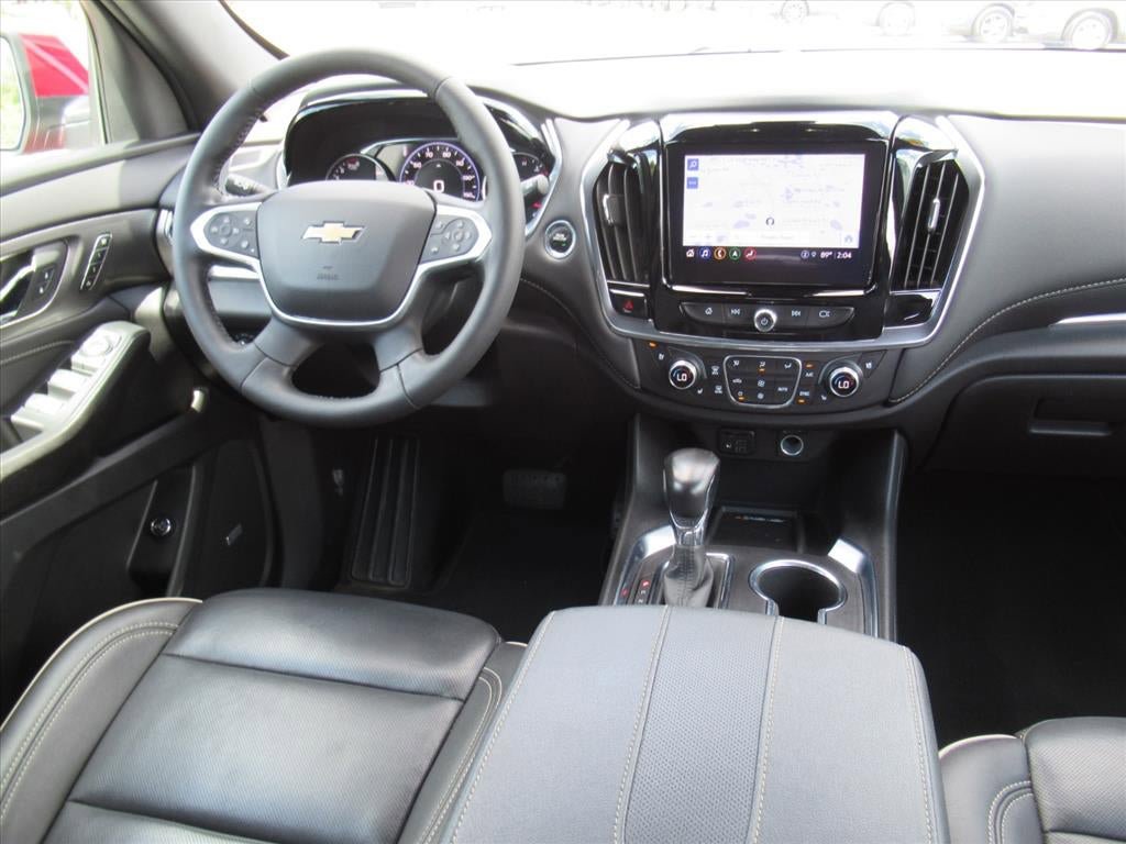 Used 2022 Chevrolet Traverse Premier AWD/4WD image 13