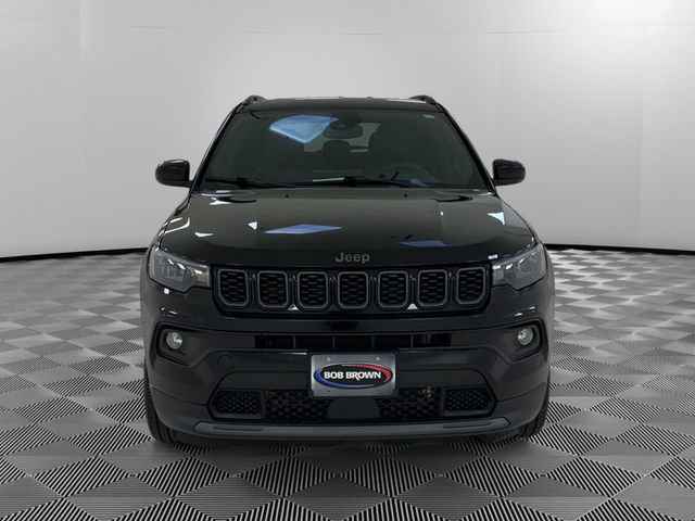 Used 2025 Jeep Compass Latitude w/ Convenience Group AWD/4WD image 8