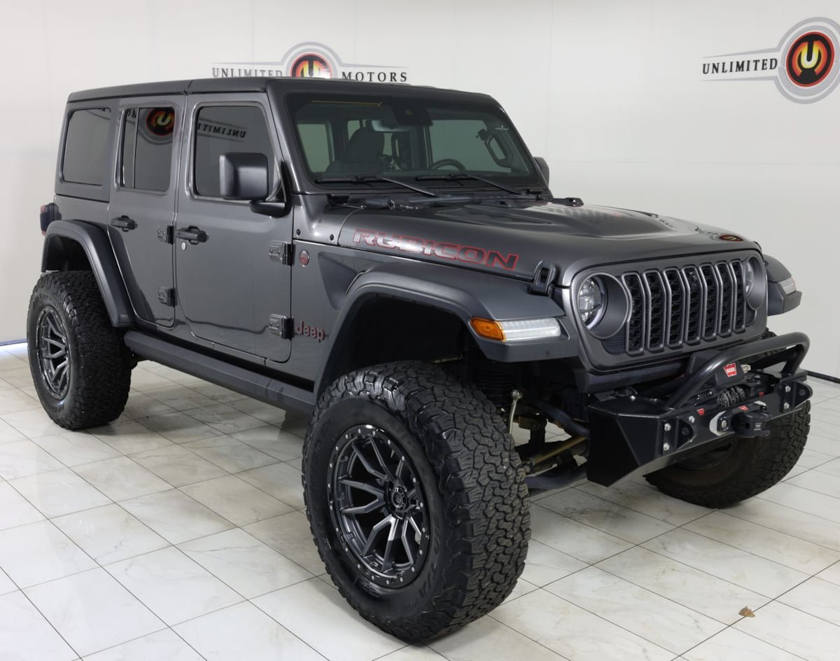 Used 2024 Jeep Wrangler Unlimited Rubicon w/ XTREMEE 35" Tire Package AWD/4WD image 34