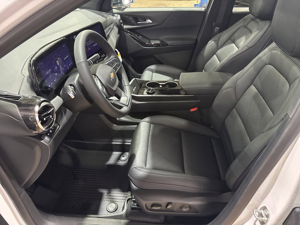 New 2026 Chevrolet Equinox LT w/ Convenience Package II image 17