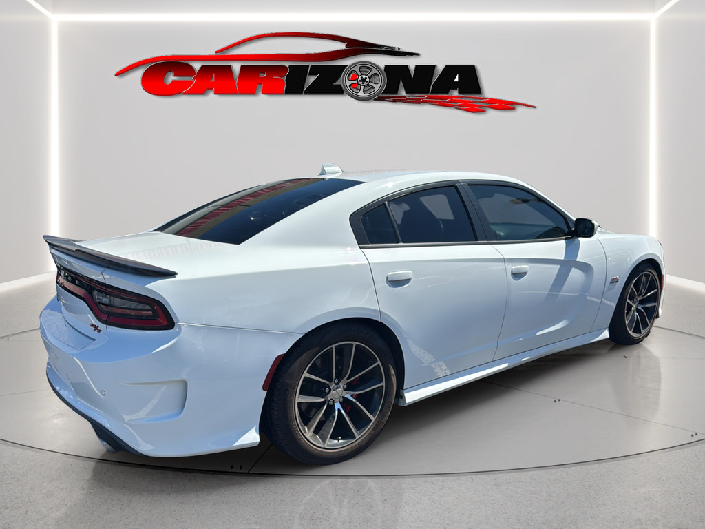 Used 2016 Dodge Charger R/T Scat Pack w/ Technology Group RWD image 5