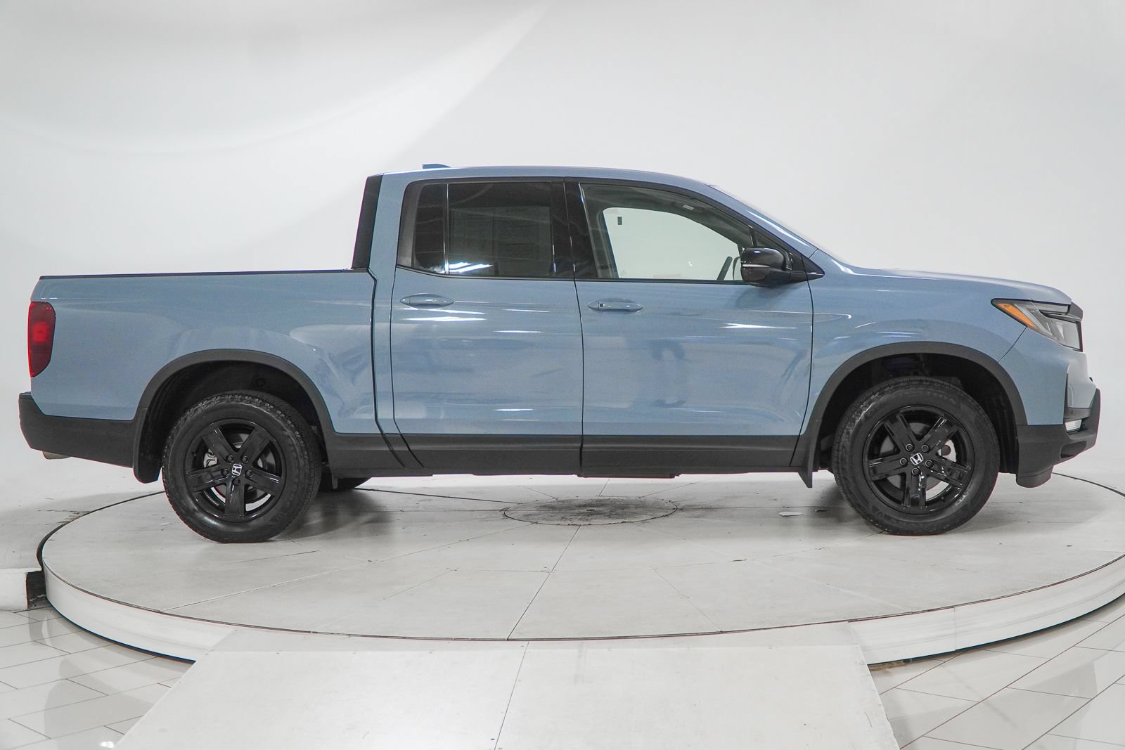 Used 2023 Honda Ridgeline Black Edition image 15