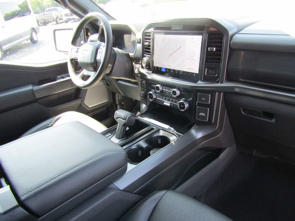 New 2025 Ford F150 Lariat w/ Equipment Group 501A Mid image 36