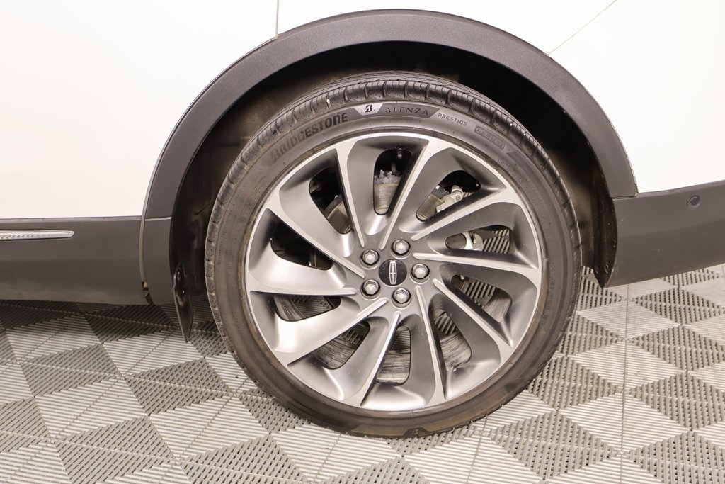 Used 2020 Lincoln Nautilus Reserve w/ Equipment Group 201A image 19