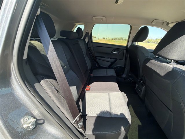 Used 2024 Nissan Rogue SV image 26