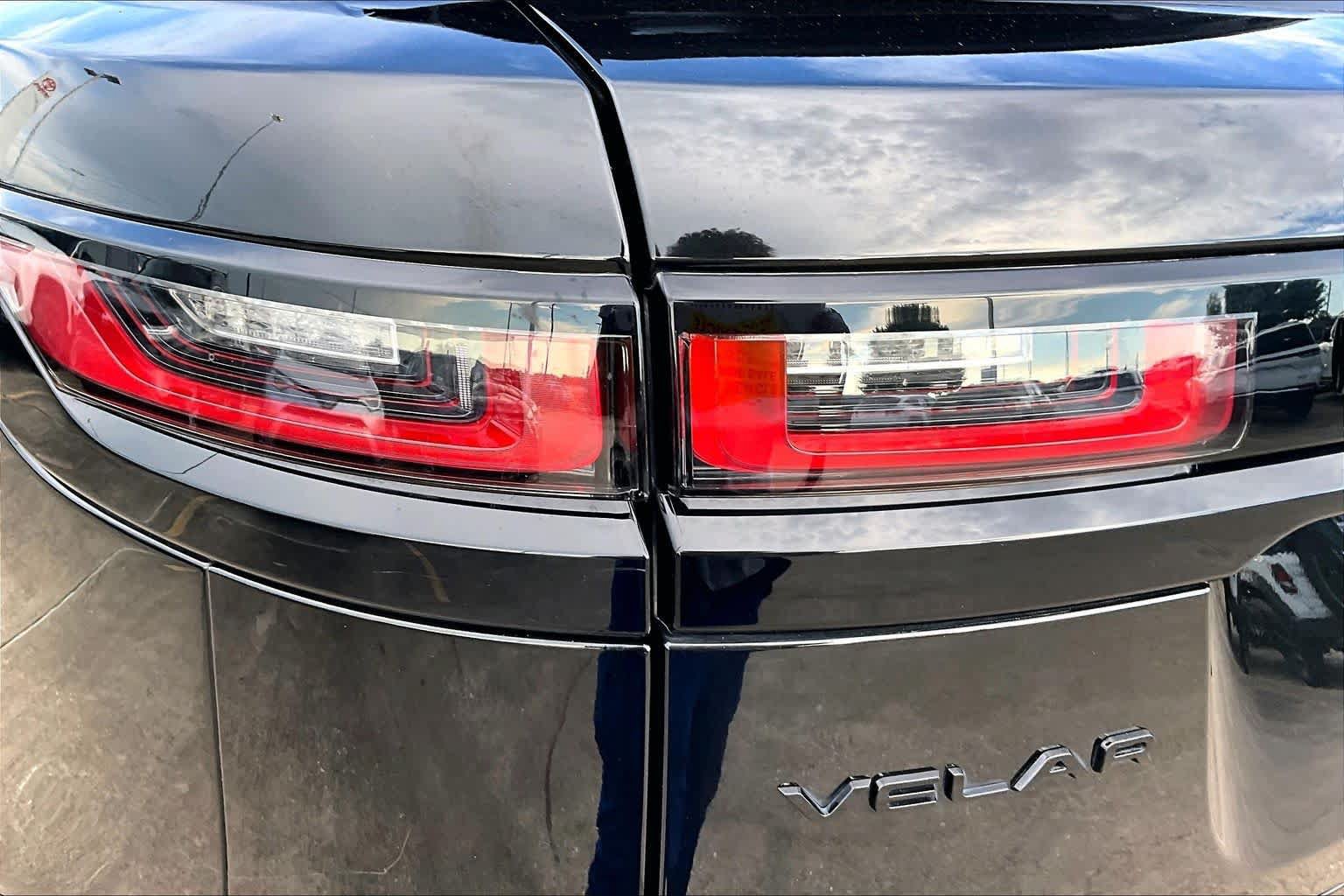Used 2022 Land Rover Range Rover Velar R-Dynamic S AWD/4WD image 29
